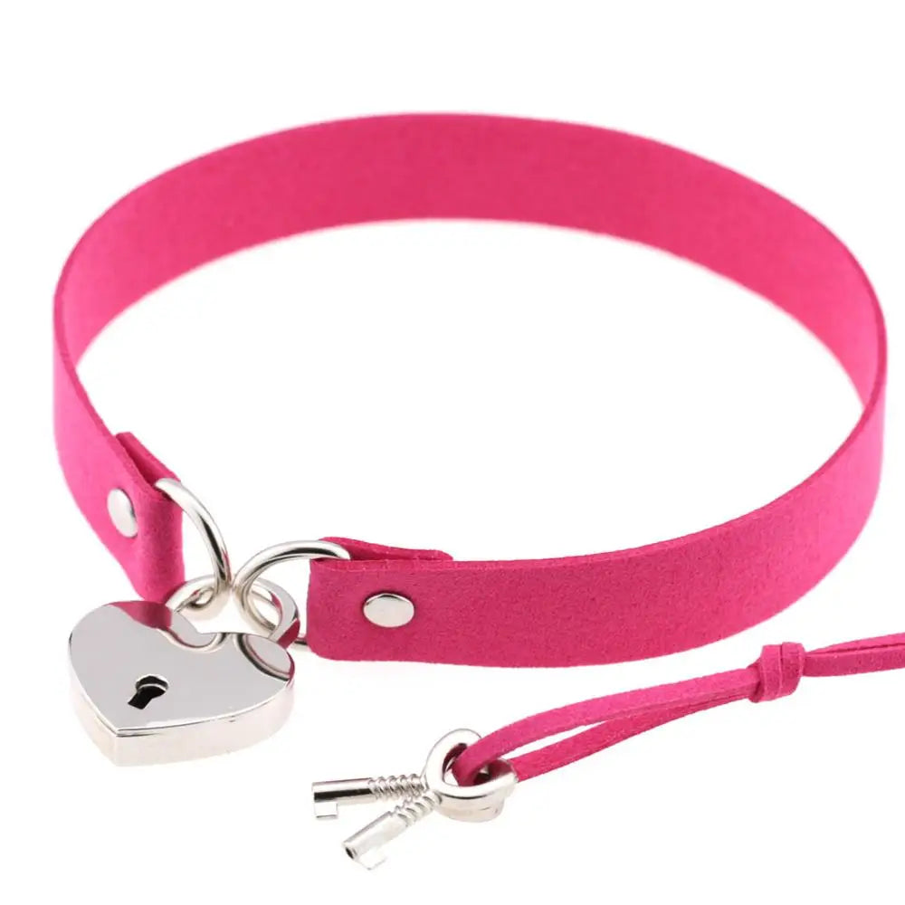 Choker BDSM avec Cadenas Coeur - Collier ras de cou cuir - Choker Love