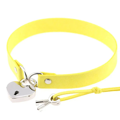 Choker BDSM avec Cadenas Coeur - Collier ras de cou cuir - Choker Love